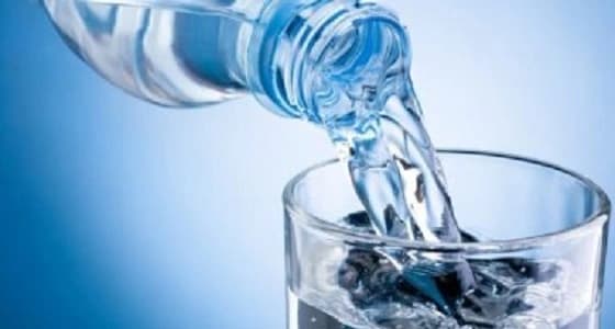 شرب المياه أثناء الطعام أو بعده يعيق عملية الهضم
