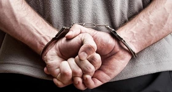 القبض على مروج للسموم والمخدرات بالباحة