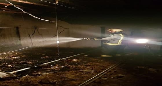 بالصور.. تماس كهربائي سبب حريق مزرعة دواجن في عسير
