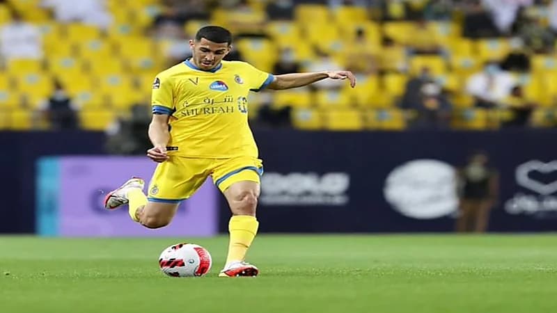 بالفيديو.. سليمان الطريف يروي تفاصيل إصلاحه عطل بطائرة كاد يلغي رحلة الأمير الراحل سعود الفيصل