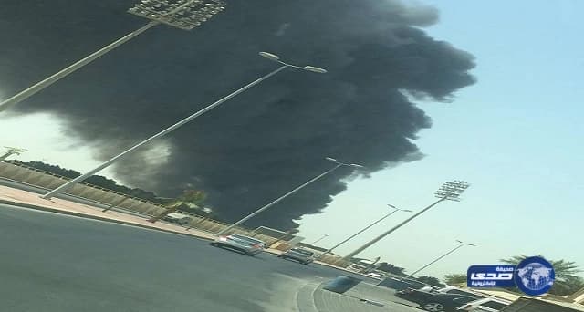 الدفاع المدنى تدفع بفرقها للسيطرة على حريق بـ"سيهات"