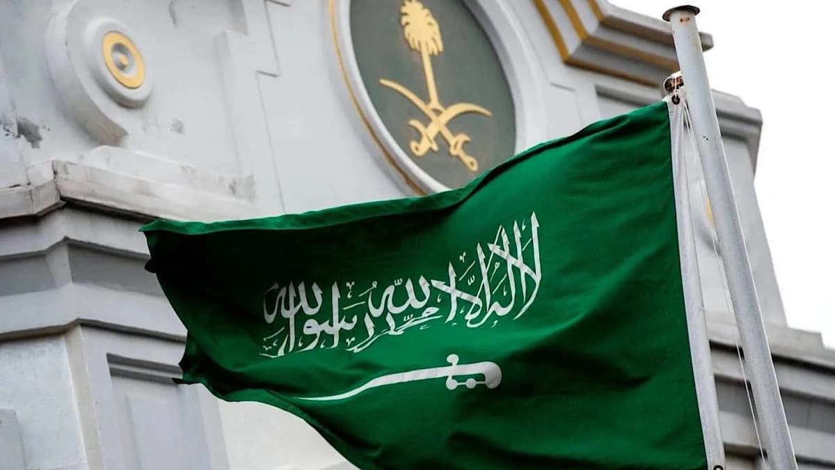 المملكة تدين اقتحام مسؤولين ومستوطنين إسرائيليين لباحات المسجد الأقصى