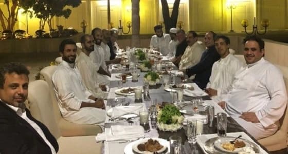 بالفيديو.. شاحنة تسير عكس السير على الطريق الدائري
