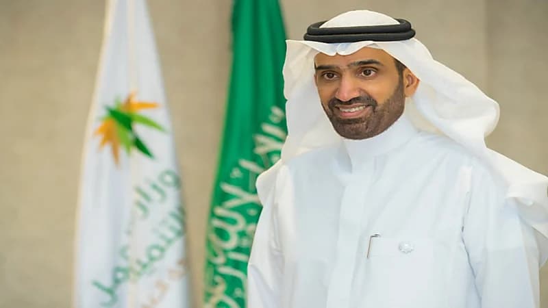 وزير الموارد البشرية يوافق على تعديل اللائحة التنفيذية لنظام العمل