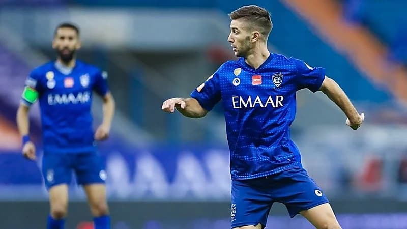 الهلال يحسم مصير فييتو