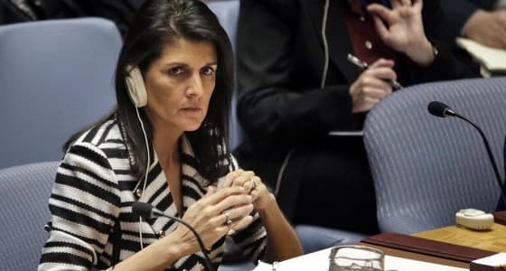 سفيرة أمريكية تطالب سيدات العالم بفضح المُعتدين بما فيهم " ترامب "