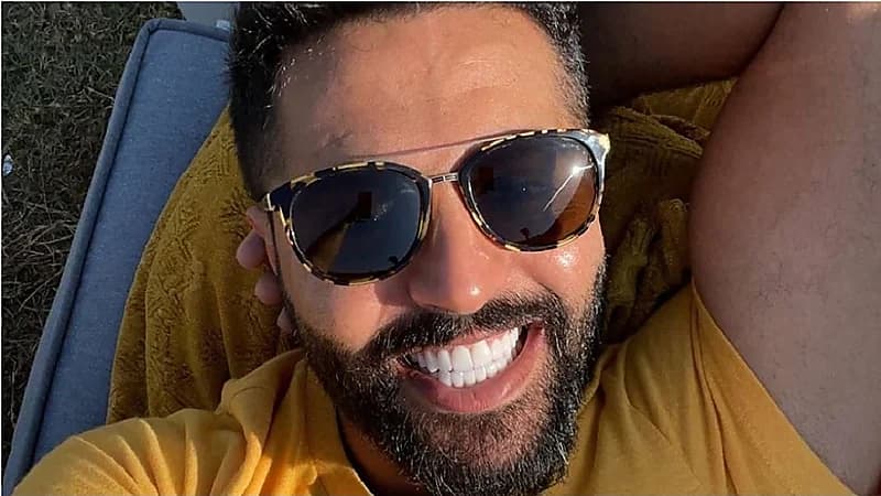 بالفيديو.. يعقوب بوشهري يهدي زوجته فاطمة الأنصاري شقة في لندن