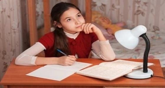 خطوات بسيطة تساعد طفلك على الاستذكار في فترة الامتحانات