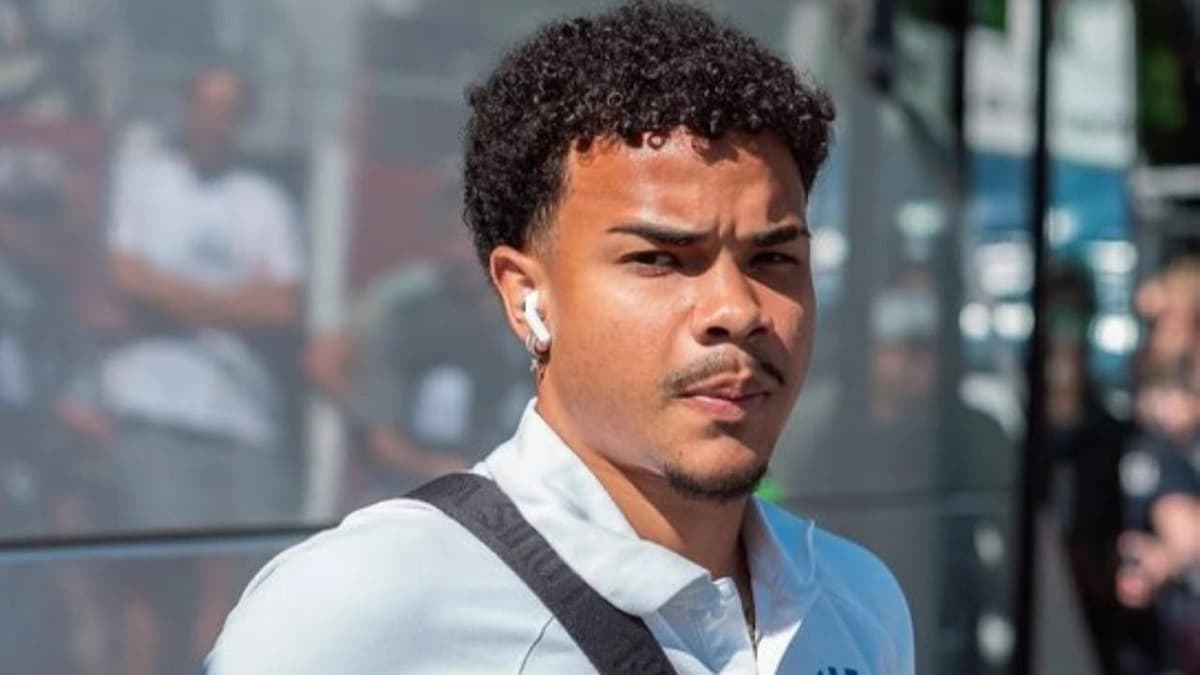 حسم مصير سيزار مع الهلال