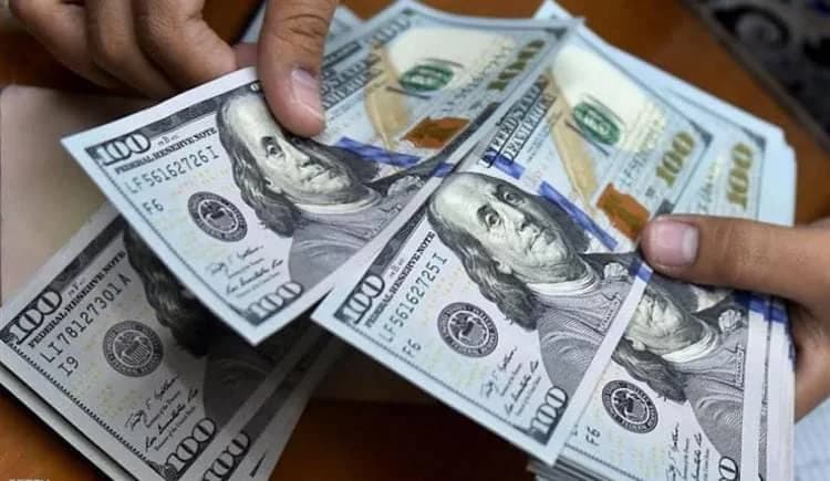 زوجان يتفاجئان بوجود 50 مليار دولار في حسابهما البنكي