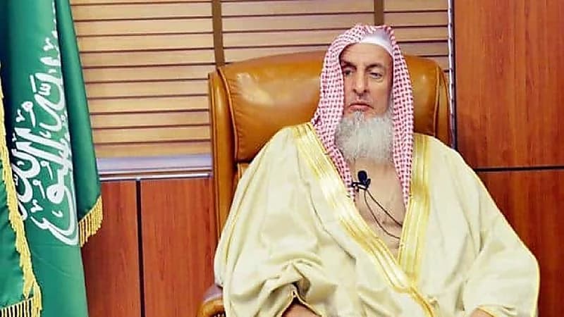 المفتي العام يهنئ خادم الحرمين الشريفين بمناسبة خروجه من المستشفى