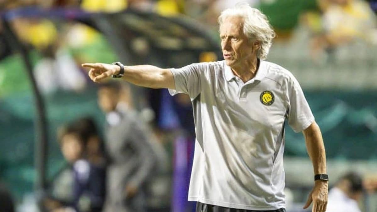 رئيس فلامنغو: جيسوس يريد العودة إلى البرازيل