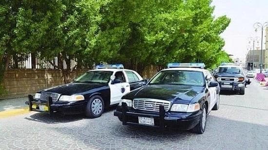 القبض على سائق لابتزازه مواطنة
