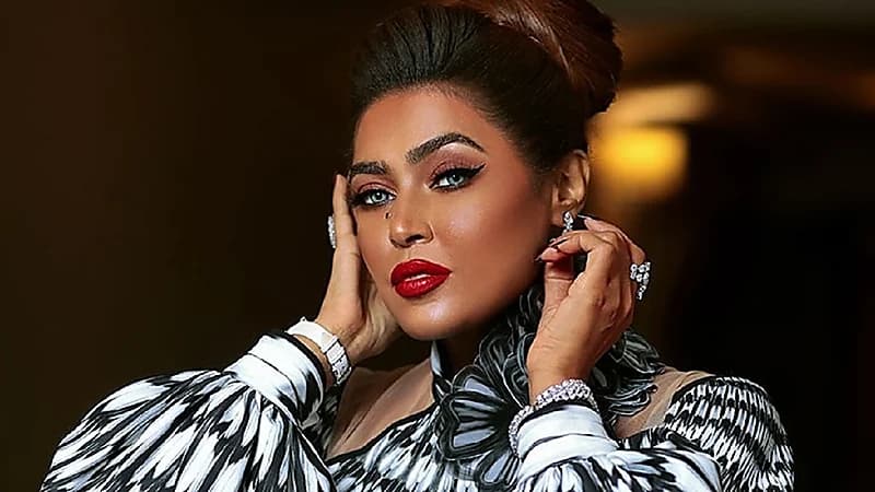 بالفيديو.. الفنانة وعد ترتدي الحجاب وتتحول إلى "سلوى المطيري"