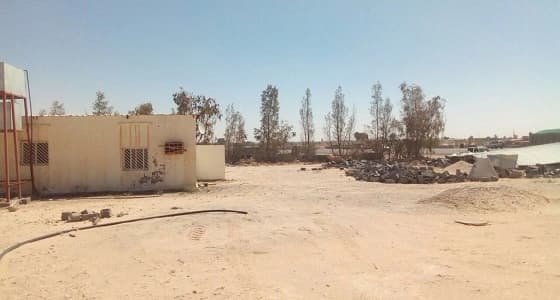أمانة الجوف تزيل تعدي في مركز الوادي
