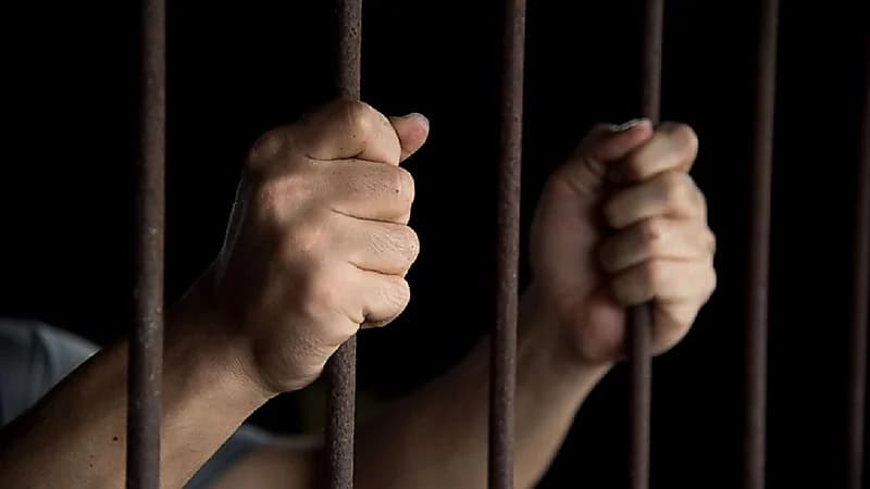 وفاة المليونير المصري قاتل نجله بطلقات نارية داخل محبسه