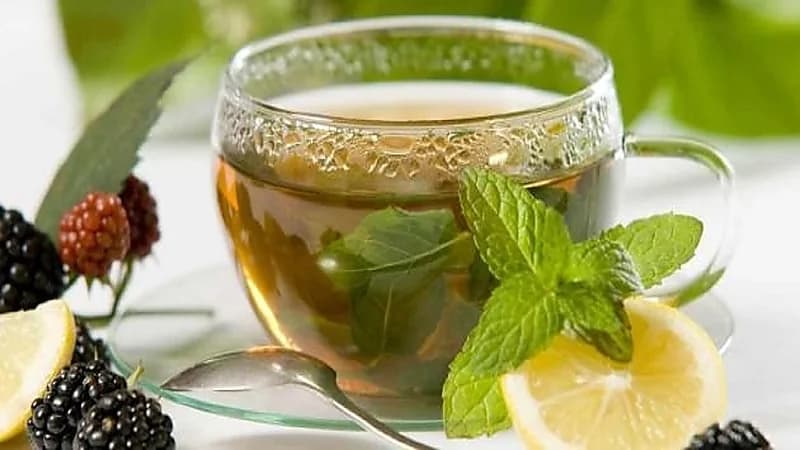 مشروبات مفيدة أحرص على تناولها لتنظف الكبد