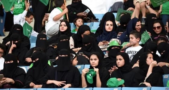 بعد حضور ألف سيدة مباراة الأهلي.. مشجعات: أثبتنا أننا على قدر ثقة القيادة