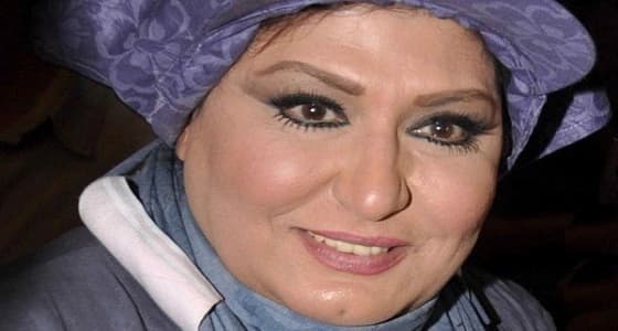 موقف غريب من سهير رمزي لتبرير ظهورها بدون حجاب!