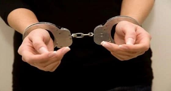 امرأة تخون زوجها بعد عشرة 14 عاما و3 أطفال