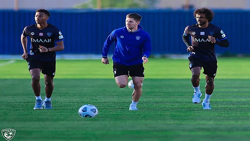 شاهد.. ظهور جديد لإيفانكا مع جاريد في نزهة بحرية