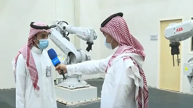 شاهد.. ابتكار أول جهاز أشعة متخصص للكشف عن العبث بالإبل في المملكة