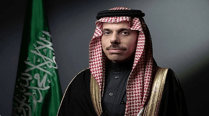 وزير الخارجية يصل إلى باريس للمشاركة في الاجتماع الوزاري بشأن الخطة الأمريكية لغزة