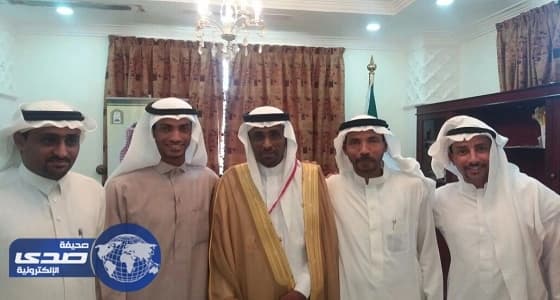 محافظ صبيا يستقبل رئيس وأعضاء مجلس إدارة «القوز» ويقدم دعما ماليا لهم