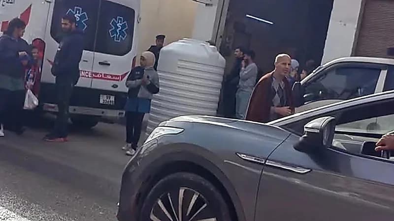 شاب يطلق النار على زوجته وابنته ثم ينهي حياته