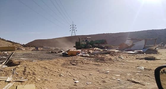 العريجاء تواصل إزالة التعديات في " شعيب "