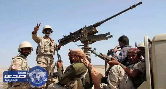 الجيش اليمني يقتحم معسكر خالد بن الوليد من جهته الغربية 