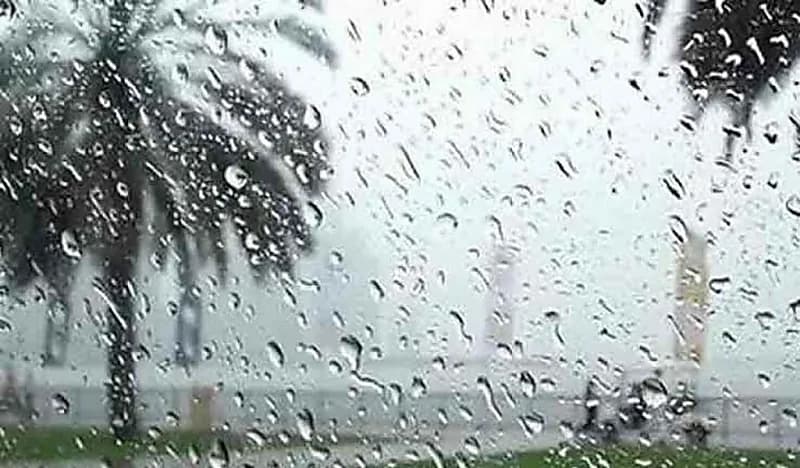 الأرصاد: استمرار هطول أمطار متوسطة إلى غزيرة مصحوبة بأتربة مثارة على مكة