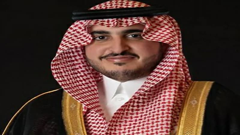 أمير الجوف يوجِّه بتوزيع أكثر من 8 آلاف سلة غذائية لمستفيدي الجمعيات الخيرية