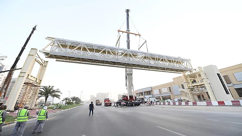 أمانة الشرقية: تركيب جسر للمشاة يربط حي الخزامى وحي الجسر بالخبر