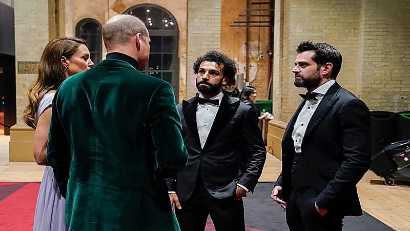 فيديو.. الأمير ويليام وزوجته يستقبلان محمد صلاح