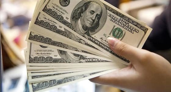 تراجع الدولار أمام 6 عملات رئيسية